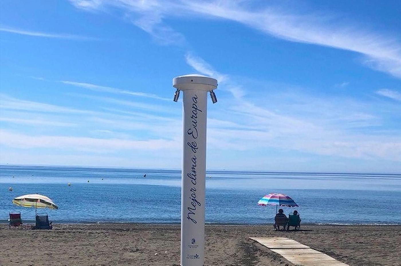 Spacious 1 Bedroom Apartment, Beach Front, Torrox Costa Exteriör bild